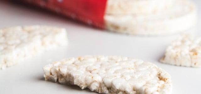 Der perfekte Snack für unterwegs: Selber gemachte Reiswaffeln zum Mitnehmen Der perfekte Snack für unterwegs: Selber gemachte Reiswaffeln zum Mitnehmen