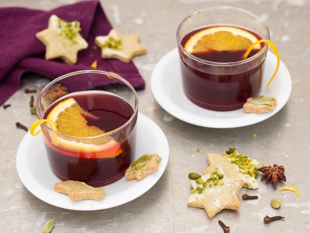 Kinderpunsch selber machen: Schnelle und köstliche Rezeptideen Kinderpunsch selber machen: Schnelle und köstliche Rezeptideen
