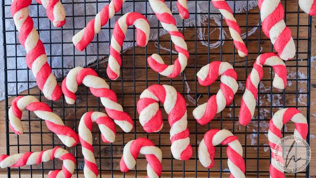Schritt-für-Schritt-Anleitung: So gelingen Ihnen selbstgemachte Zuckerstangen Schritt-für-Schritt-Anleitung: So gelingen Ihnen selbstgemachte Zuckerstangen