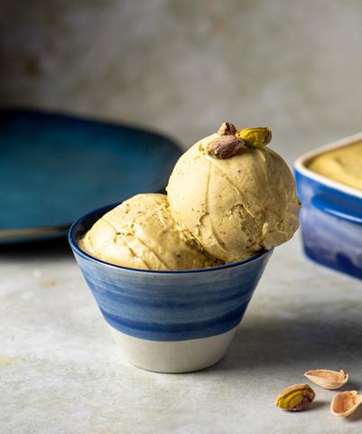 Verwöhne dich mit selbstgemachtem Pistazieneis aus echten Pistazien Verwöhne dich mit selbstgemachtem Pistazieneis aus echten Pistazien