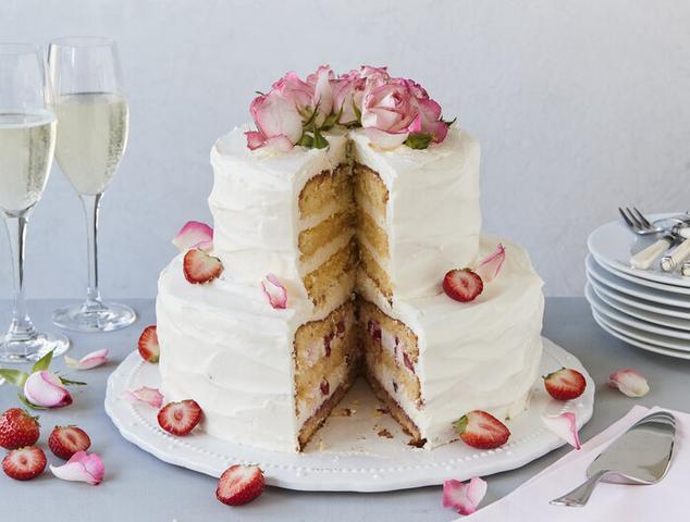 Schritt-für-Schritt-Anleitung: Hochzeitstorte selbst machen - auch für Anfänger geeignet