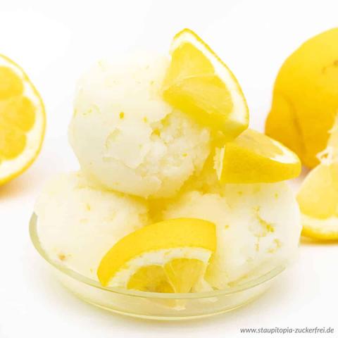 Selbstgemachtes Zitronensorbet - die perfekte Erfrischung im Sommer Selbstgemachtes Zitronensorbet - die perfekte Erfrischung im Sommer