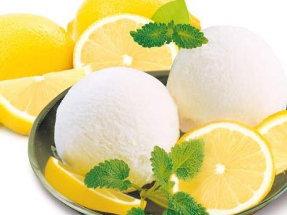 Schnelles Rezept: Zitronensorbet selber herstellen Schnelles Rezept: Zitronensorbet selber herstellen