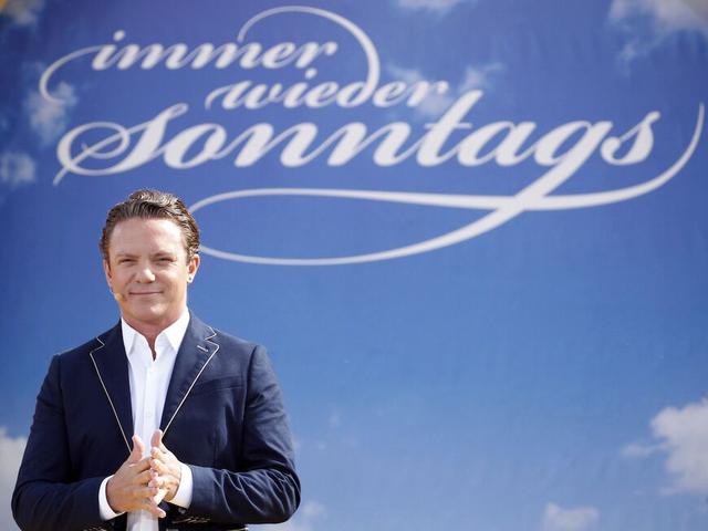 Abschied von Stefan Mross: Die letzte Folge von "Immer wieder sonntags" Abschied von Stefan Mross: Die letzte Folge von "Immer wieder sonntags"