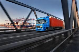 Geschwindigkeitsbegrenzung für Lkw: Wie schnell dürfen Sie mit einem Lkw fahren?