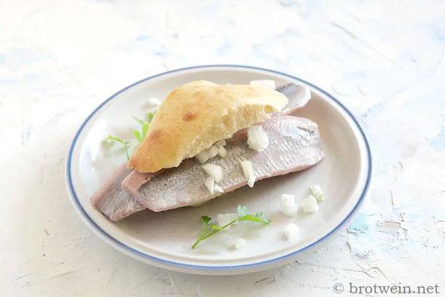 Matjes selber machen: Leckere Rezepte für die Heringssaison