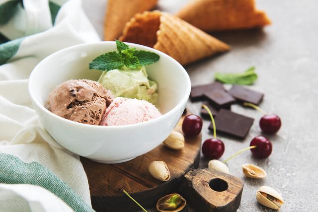 Genießen Sie selbstgemachtes Milcheis: Rezept zum Nachmachen