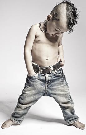 Einwilligungserfordernisse und Nachbehandlung beim Tätowieren von Jugendlichen Einwilligungserfordernisse und Nachbehandlung beim Tätowieren von Jugendlichen