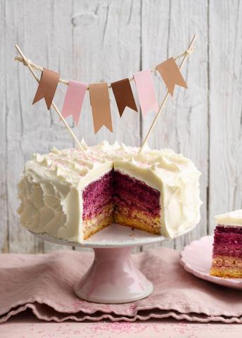 Von einfach bis außergewöhnlich: Selbstgemachte Motivtorten für besondere Anlässe Von einfach bis außergewöhnlich: Selbstgemachte Motivtorten für besondere Anlässe