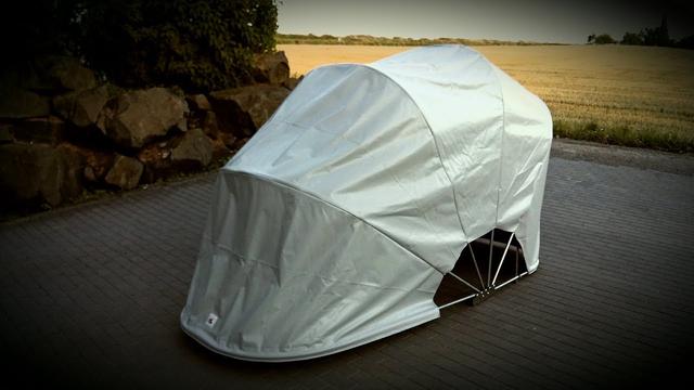 Eigenbau oder Kauf? Vor- und Nachteile einer selbstgebauten Motorradgarage Eigenbau oder Kauf? Vor- und Nachteile einer selbstgebauten Motorradgarage