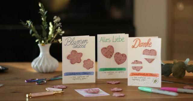 Eigene Lieblingsblumen verschenken: Anleitung zum Sammeln und Herstellen von Samenpapier