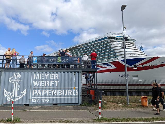 Bleiben Sie auf dem Laufenden: Die nächsten Abfahrten von der Meyer Werft Bleiben Sie auf dem Laufenden: Die nächsten Abfahrten von der Meyer Werft