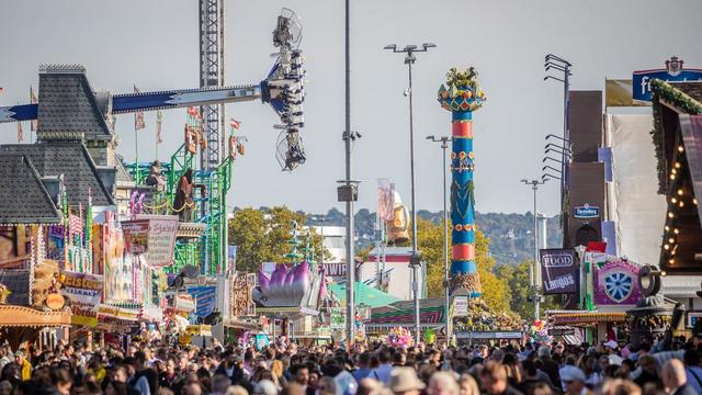 Zeiten und Infos zum Cannstatter Wasen 2023 Zeiten und Infos zum Cannstatter Wasen 2023