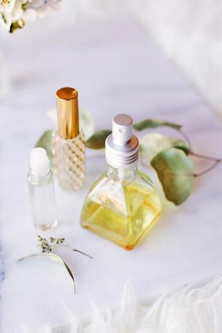 Natürliche Parfümvariationen selbstgemacht: Tipps und Tricks Natürliche Parfümvariationen selbstgemacht: Tipps und Tricks