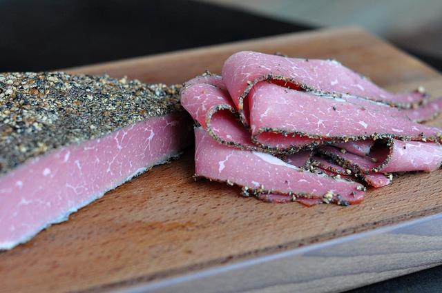Die perfekte Rinderbrust für selbstgemachtes Pastrami finden