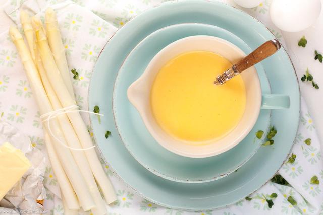 Selbstgemachte Hollandaise: Erfahrungen und Empfehlungen aus erster Hand
