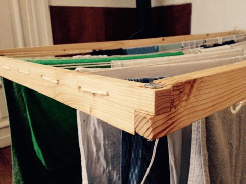 Einfache Anleitung: Hängenden Wäscheständer selbst bauen Einfache Anleitung: Hängenden Wäscheständer selbst bauen