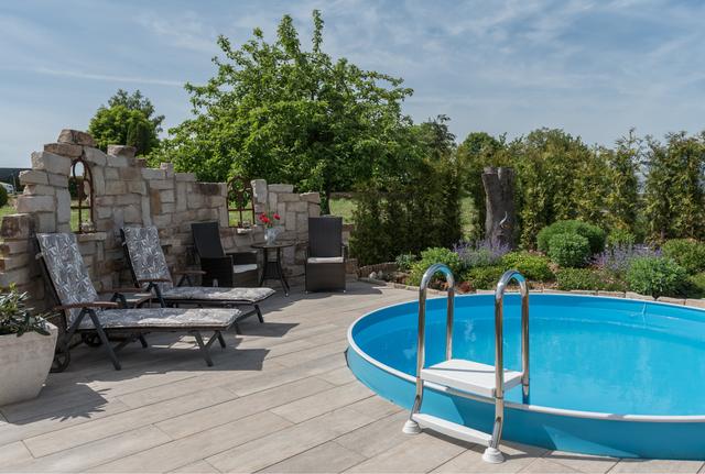 Tipps und Tricks zum Mauern eines Pools im Garten - Eine Anleitung für Heimwerker Tipps und Tricks zum Mauern eines Pools im Garten - Eine Anleitung für Heimwerker