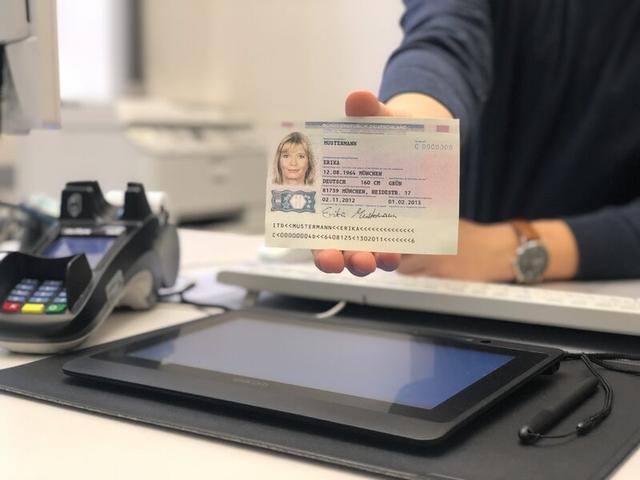 Vorläufiger Personalausweis: Was kostet die sofortige Ausstellung? Vorläufiger Personalausweis: Was kostet die sofortige Ausstellung?