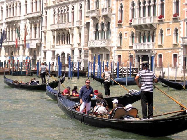Gondelfahrt in Venedig 2023: Aktuelle Preise und Buchungsmöglichkeiten Gondelfahrt in Venedig 2023: Aktuelle Preise und Buchungsmöglichkeiten
