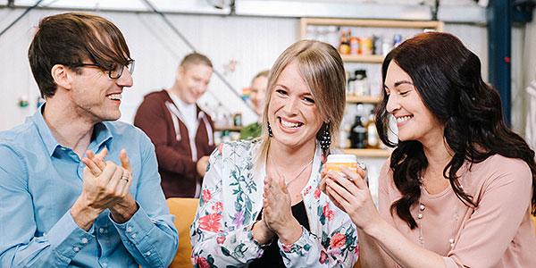 Erleben Sie proWIN Homeshopping-Partys: Testen Sie die Produkte und lassen Sie sich individuell beraten