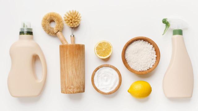 Umweltfreundlich putzen: Hausputz mit selbstgemachten Reinigungsmitteln Umweltfreundlich putzen: Hausputz mit selbstgemachten Reinigungsmitteln