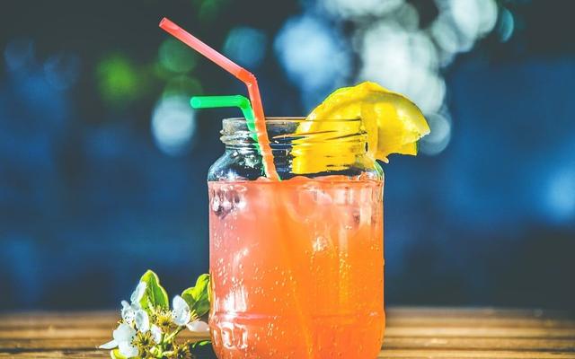 Genießen Sie selbstgemachten Quittensaft: Einfache Anleitung und Tipps Genießen Sie selbstgemachten Quittensaft: Einfache Anleitung und Tipps