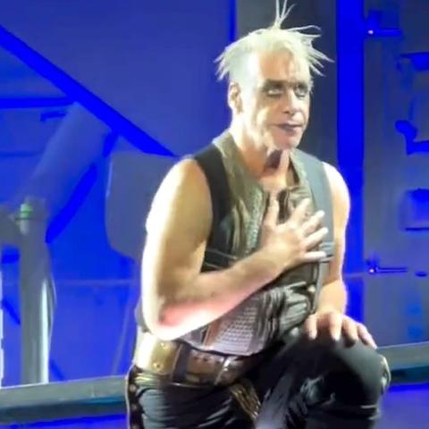 Till Lindemann zieht Konsequenzen aus den Vorwürfen gegen "Row Zero": Aktuelle Entwicklungen