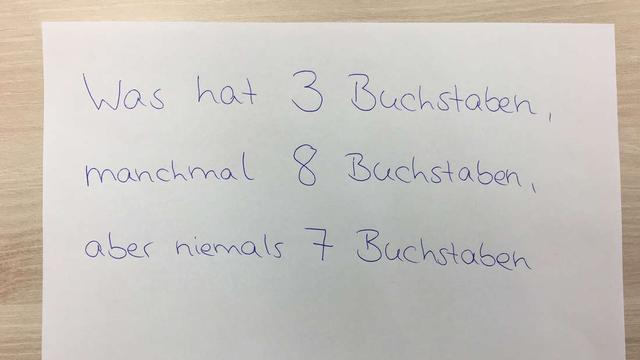 Spannendes Denkrätsel: Errate das Wort mit wechselnder Länge - mal 3, mal 8, aber immer 5! Spannendes Denkrätsel: Errate das Wort mit wechselnder Länge - mal 3, mal 8, aber immer 5!