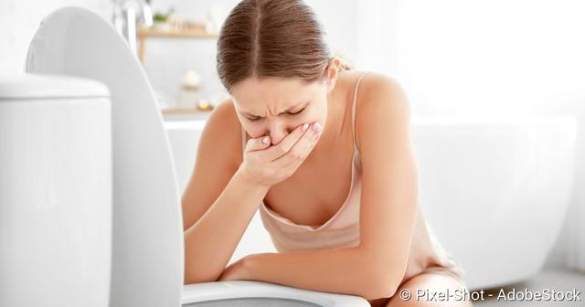 Erste Hilfe bei Verdacht auf eine Lebensmittelvergiftung Erste Hilfe bei Verdacht auf eine Lebensmittelvergiftung