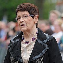 Von der Politik zur Gesellschaft: Wie gestaltet Rita Süssmuth ihre Gegenwart? Von der Politik zur Gesellschaft: Wie gestaltet Rita Süssmuth ihre Gegenwart?