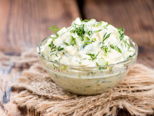 Schnelle Remoulade selber machen: Leckeres Rezept in wenigen Minuten ...