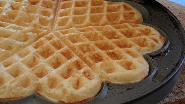 Kein langes Warten mehr: Selbstgemachter Waffelteig für sofortigen Genuss