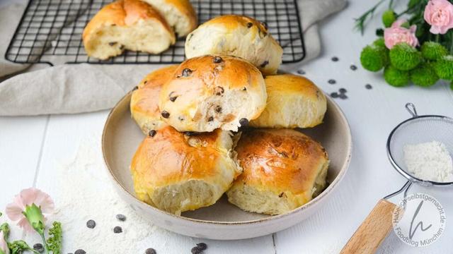 Schnelles Rezept für leckere Schokobrötchen zum Selbermachen - Sieu Thi ...