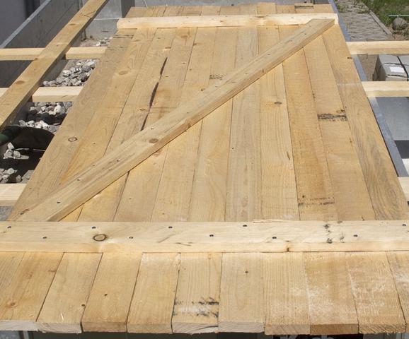 Leichte Tür selber machen: Eine einfache Anleitung für den Eigenbau Leichte Tür selber machen: Eine einfache Anleitung für den Eigenbau