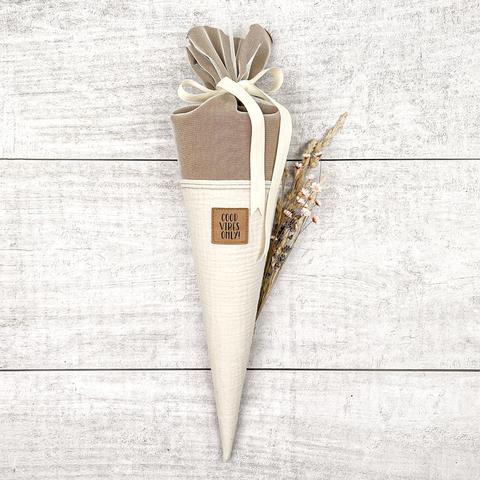 Step-by-Step Anleitung: So gelingt das Nähen einer individuellen Schultüte Step-by-Step Anleitung: So gelingt das Nähen einer individuellen Schultüte