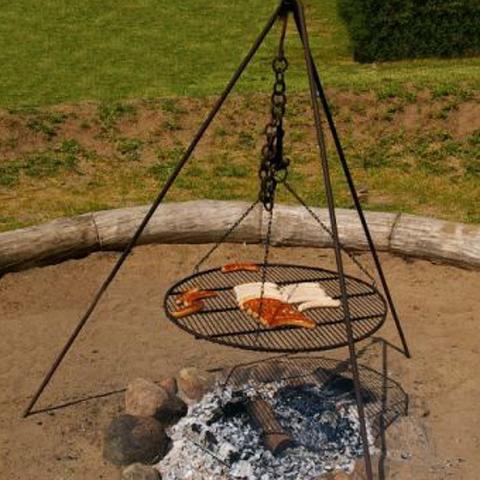 DIY-Projekt: Schwenkgrill selbst gemacht - Bauanleitung und Tipps DIY-Projekt: Schwenkgrill selbst gemacht - Bauanleitung und Tipps