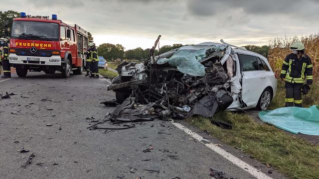 Tödlicher Verkehrsunfall in Varrel: Eine Person kommt ums Leben