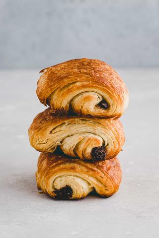 Leckere Schokocroissants zu Hause zubereiten Leckere Schokocroissants zu Hause zubereiten