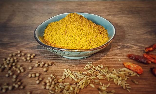 Köstliches Currypulver ganz einfach selbst gemacht Köstliches Currypulver ganz einfach selbst gemacht