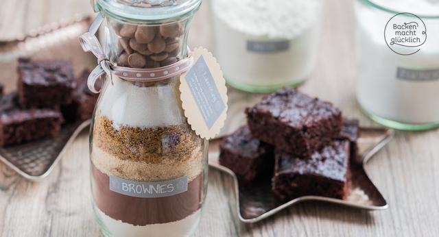 Backmischungen im Glas: Selbstgemacht und liebevoll verpackt Backmischungen im Glas: Selbstgemacht und liebevoll verpackt