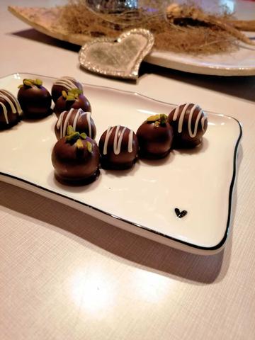 Schritt-für-Schritt-Anleitung für selbstgemachte Mozartkugeln