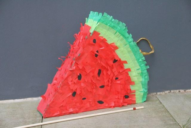 Eine Anleitung zum Selberbasteln einer Pinata Eine Anleitung zum Selberbasteln einer Pinata