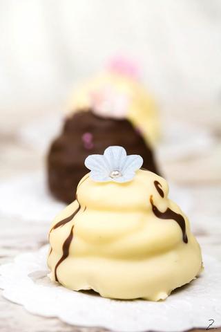 Kreative Idee für Naschkatzen: Selbermachen von köstlichen Schokoküssen