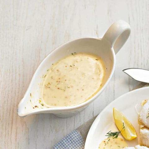 Senfliebhaber aufgepasst: Mit diesem Rezept könnt ihr eure eigene Senfsauce zaubern Senfliebhaber aufgepasst: Mit diesem Rezept könnt ihr eure eigene Senfsauce zaubern