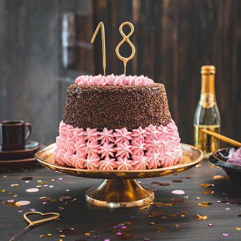 Backe deine eigene Torte zum 18. Geburtstag mit diesem Rezept