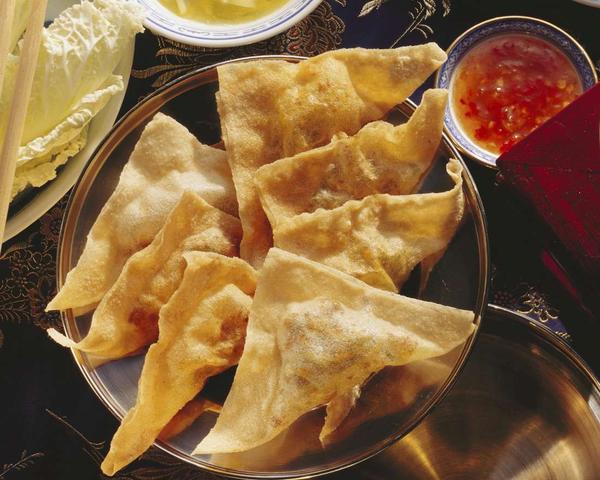 Leckere Wan Tans zu Hause zubereiten - einfaches Rezept Leckere Wan Tans zu Hause zubereiten - einfaches Rezept