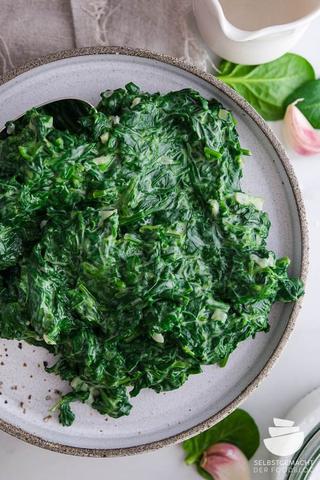 Leckeres Rahmspinat-Rezept zum Selbermachen Leckeres Rahmspinat-Rezept zum Selbermachen