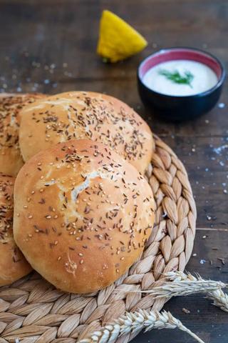 Knuspriges Dönerbrot aus dem eigenen Ofen: Das perfekte Rezept Knuspriges Dönerbrot aus dem eigenen Ofen: Das perfekte Rezept