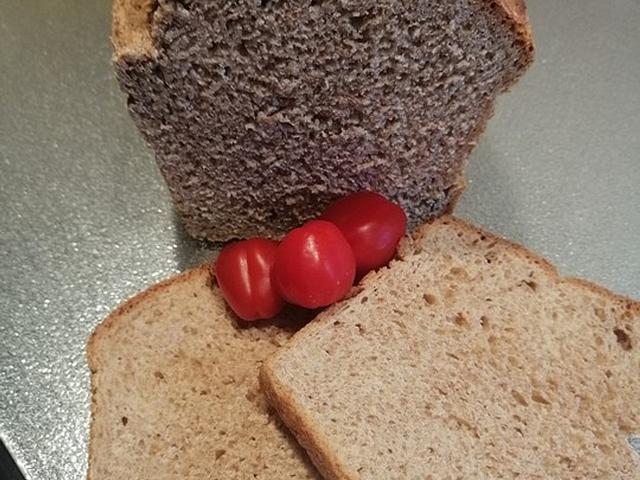 Brotbackautomat oder traditionelle Methode? So gelingt selbstgemachtes Toastbrot perfekt